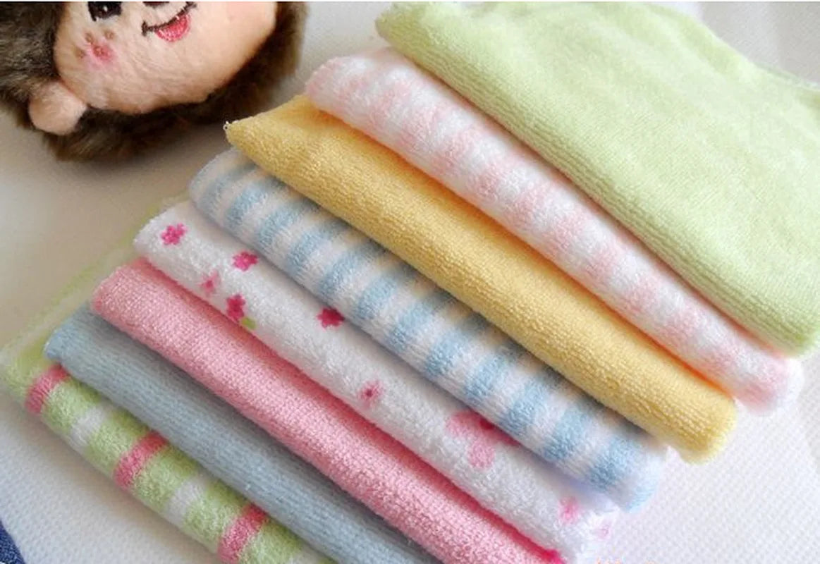 8pcs/pack Cotton Newborn Baby Towels 22.9*22.9CM Saliva Towel Nursing Towel Bibs Feeding Square Towels Handkerchief Small Towels