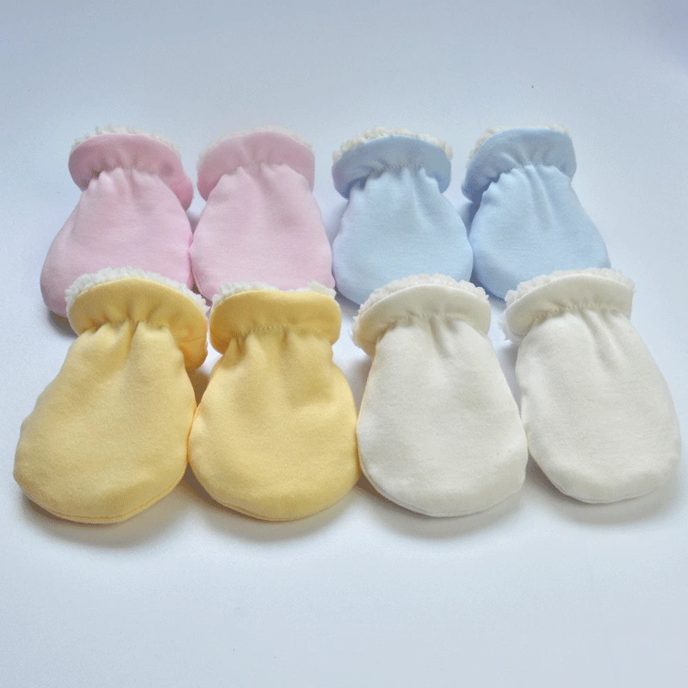 Soft Kids Gloves Winter Baby Full Finger Mittens Solid Thicken Newborn Anti-Grab Gloves Fleece Toddler Hand Warmer Mittens 0-3Y